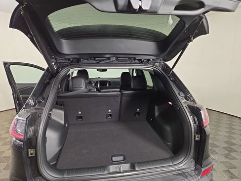 Used 2022 Jeep Cherokee Trailhawk w/ Comfort/Convenience Group image 30