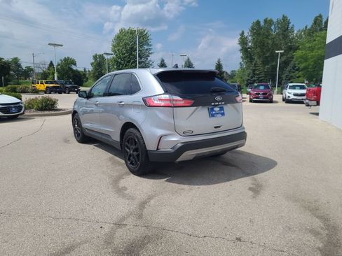Used 2022 Ford Edge SEL w/ Convenience Package AWD/4WD image 11