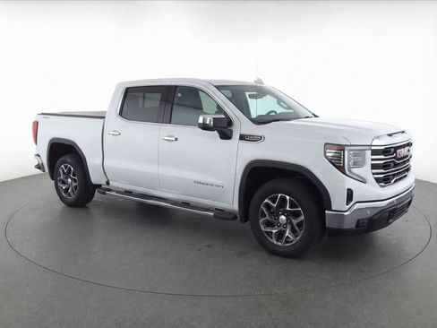 Used 2023 GMC Sierra 1500 SLT w/ SLT Premium Plus Package AWD/4WD image 6