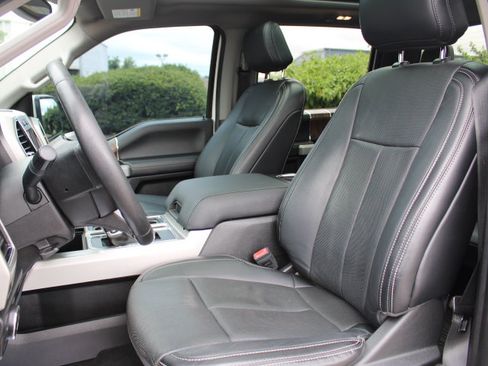 Used 2018 Ford F150 Lariat w/ Equipment Group 501A Mid AWD/4WD image 26