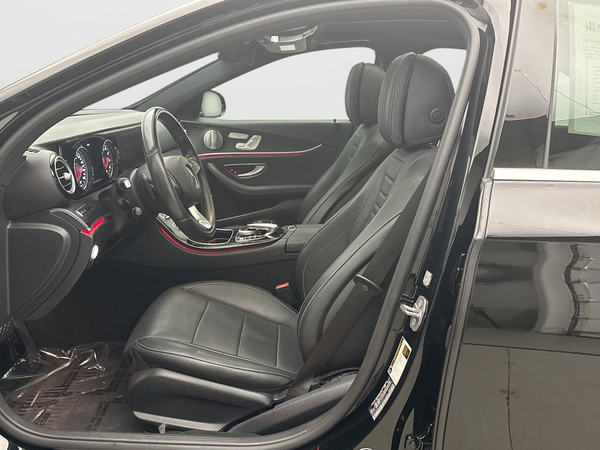 Used 2017 Mercedes-Benz E 300 4MATIC image 11