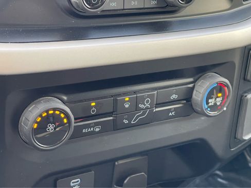 Used 2023 Ford F150 XLT image 15