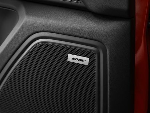 Certified 2025 Porsche Macan image 36