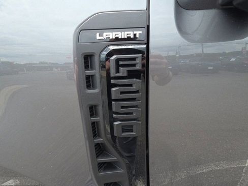 New 2025 Ford F250 Lariat w/ Lariat Ultimate Package image 17