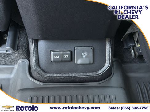 Used 2025 Toyota Highlander Platinum AWD/4WD image 17