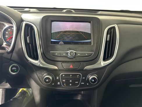 Used 2020 Chevrolet Equinox LT image 22