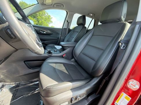 Used 2024 GMC Terrain SLT w/ Elevation Edition AWD/4WD image 15