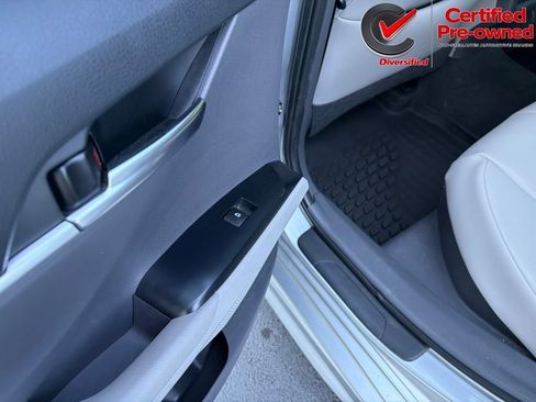 Used 2018 Toyota Camry SE w/ Audio Package FWD image 34