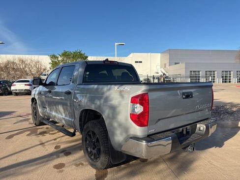 Used 2021 Toyota Tundra SR5 w/ SR5 Upgrade Package image 7