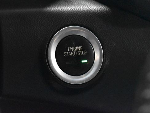 Used 2018 GMC Terrain SLE w/ Driver Convenience Package image 14