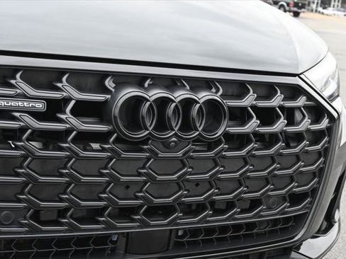 Used 2022 Audi A8 L 3.0T w/ Executive Package AWD/4WD image 26