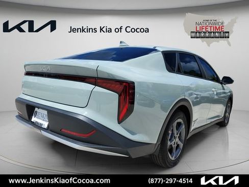 New 2026 Kia K4 FWD image 5