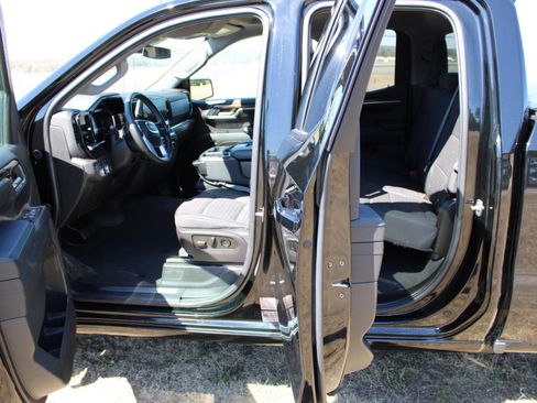 Used 2024 GMC Sierra 1500 Elevation image 12