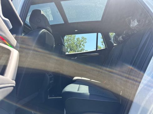 New 2026 Volkswagen Tiguan SE R-Line AWD/4WD image 18