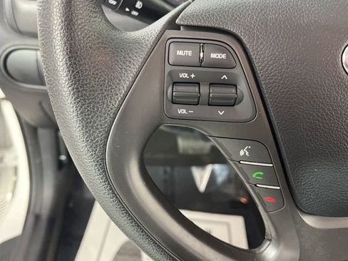 Used 2017 Kia Forte LX w/ Option Group 020 image 22