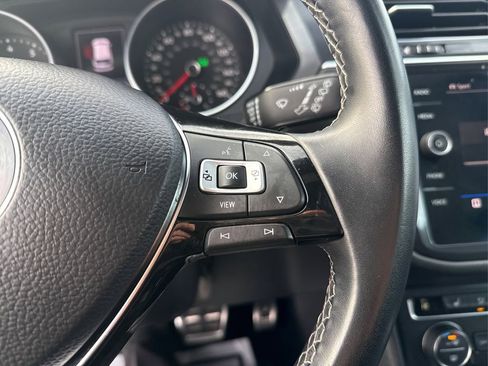 Used 2021 Volkswagen Tiguan SE R-Line image 29