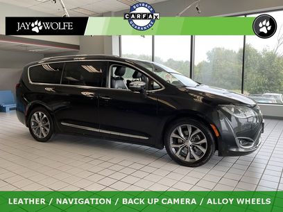 Used 2017 Chrysler Pacifica Limited w/ UConnect Theater Package