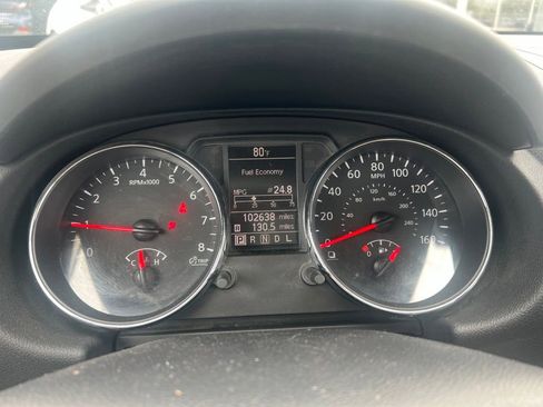 Used 2011 Nissan Rogue SV AWD/4WD image 5