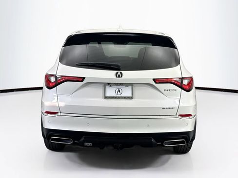 Used 2024 Acura MDX SH-AWD w/ Technology Package image 6