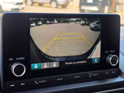 Used 2025 Honda Pilot Sport image 31