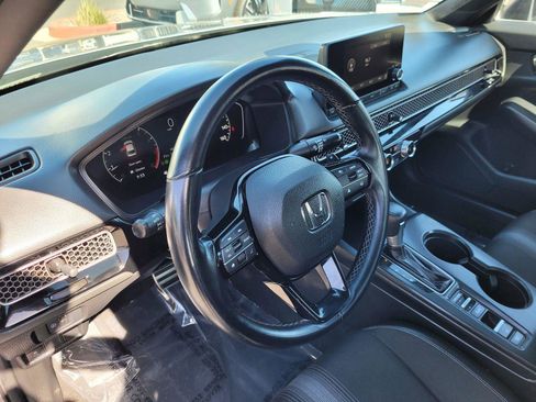 Used 2024 Honda Civic Sport image 12
