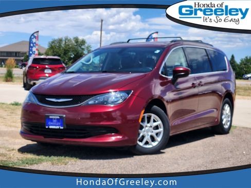 Used 2020 Chrysler Voyager Lxi FWD image 1