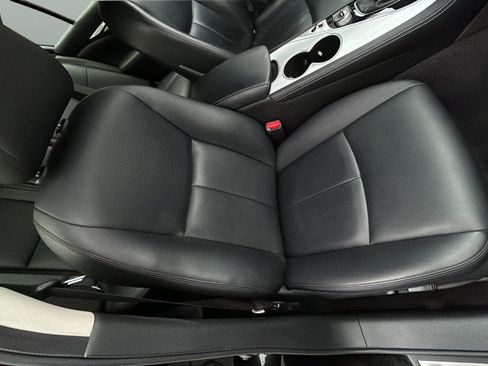Used 2021 INFINITI Q50 Luxe image 38