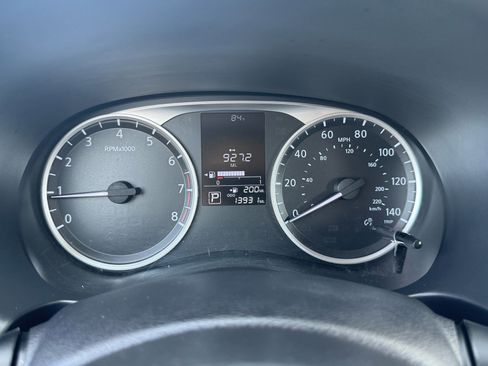 Used 2024 Nissan Kicks S image 16