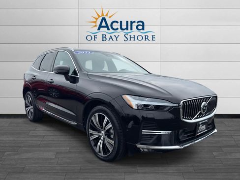 Used 2023 Volvo XC60 B5 Plus image 6