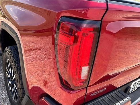 Used 2019 GMC Sierra 1500 AT4 w/ AT4 Premium Package AWD/4WD image 23