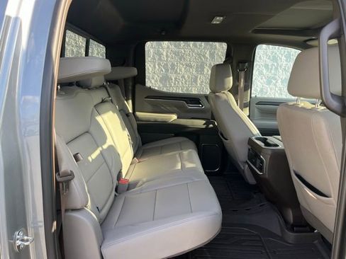 Used 2024 GMC Sierra 1500 SLT w/ SLT Premium Plus Package image 9
