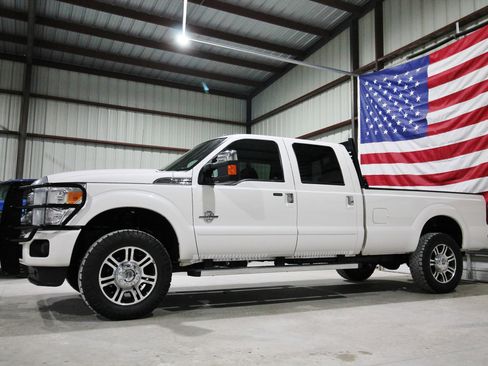 Used 2015 Ford F350 Platinum AWD/4WD image 4