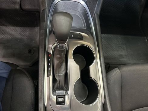 Used 2023 Chevrolet Malibu LT image 14