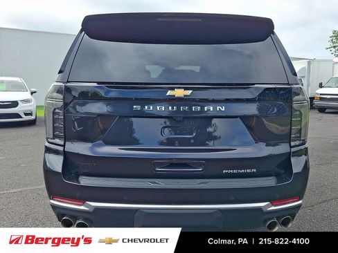 Certified 2026 Chevrolet Suburban Premier AWD/4WD image 6