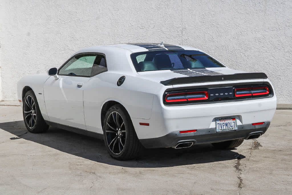 Used 2016 Dodge Challenger R/T Plus RWD image 4