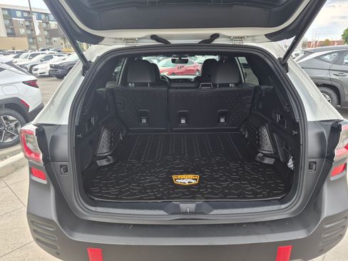 Used 2025 Subaru Outback Wilderness AWD/4WD image 30