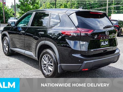 Used 2025 Nissan Rogue S FWD image 5
