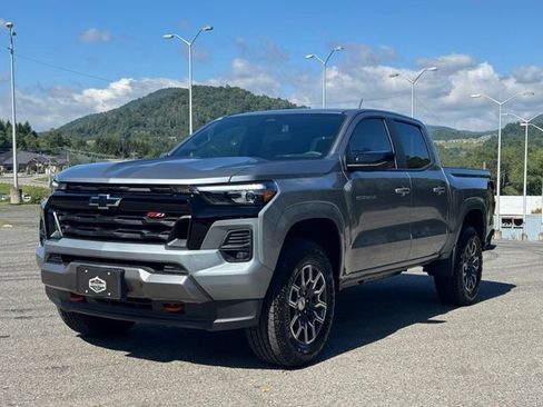 New 2026 Chevrolet Colorado Z71 w/ Z71 Convenience Package 2 AWD/4WD image 3