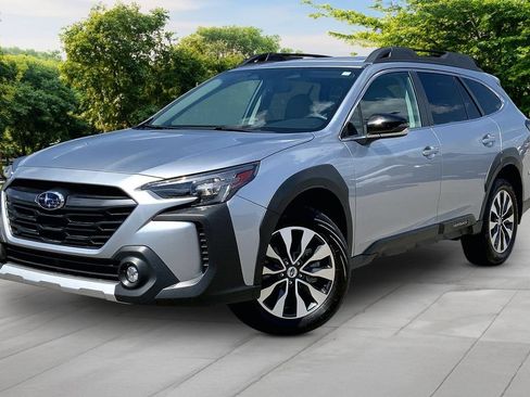 Used 2025 Subaru Outback Limited AWD/4WD image 1