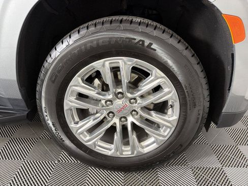 Used 2023 GMC Yukon XL SLT w/ SLT Luxury Package RWD image 10