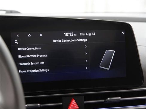 Used 2024 Hyundai Elantra SEL w/ Convenience Package image 10