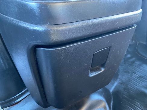 Used 2016 GMC Savana 3500 Extended image 33