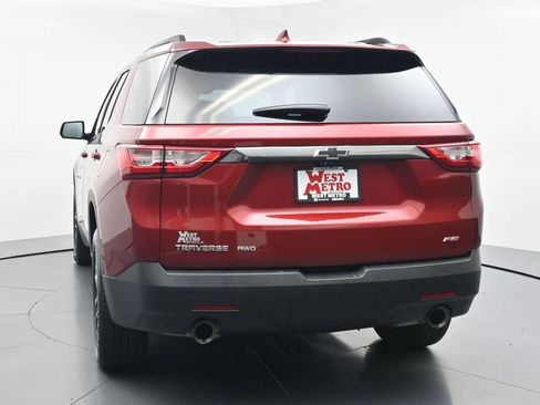 Used 2020 Chevrolet Traverse RS w/ LPO, Floor Liner Package AWD/4WD image 35