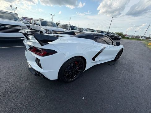 Used 2025 Chevrolet Corvette Stingray Preferred Conv w/ Z51 Performance Package RWD image 3