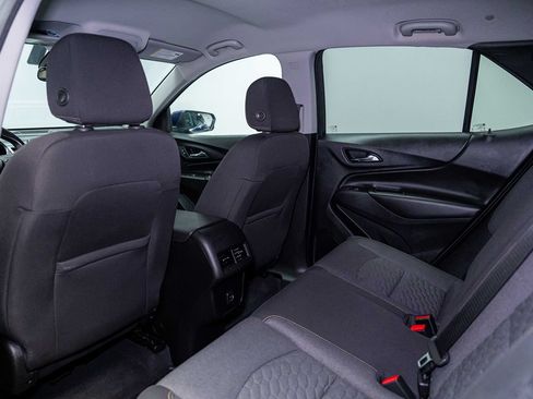 Used 2019 Chevrolet Equinox LT AWD/4WD image 16