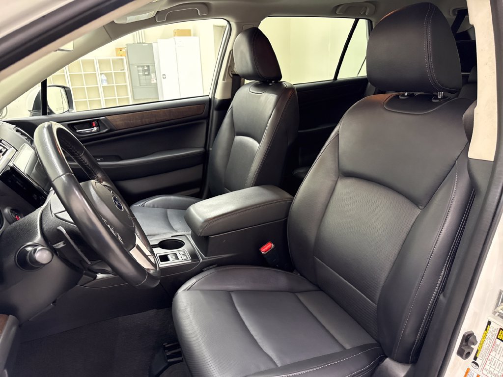 Used 2017 Subaru Outback 3.6R Limited AWD/4WD image 17