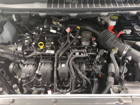 Used 2022 Ford Edge SE image 30