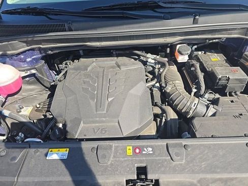 Certified 2025 Kia Carnival FWD image 12