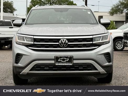 Used 2021 Volkswagen Atlas Cross Sport SE FWD image 3