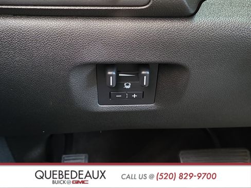 Used 2012 GMC Yukon Denali image 23